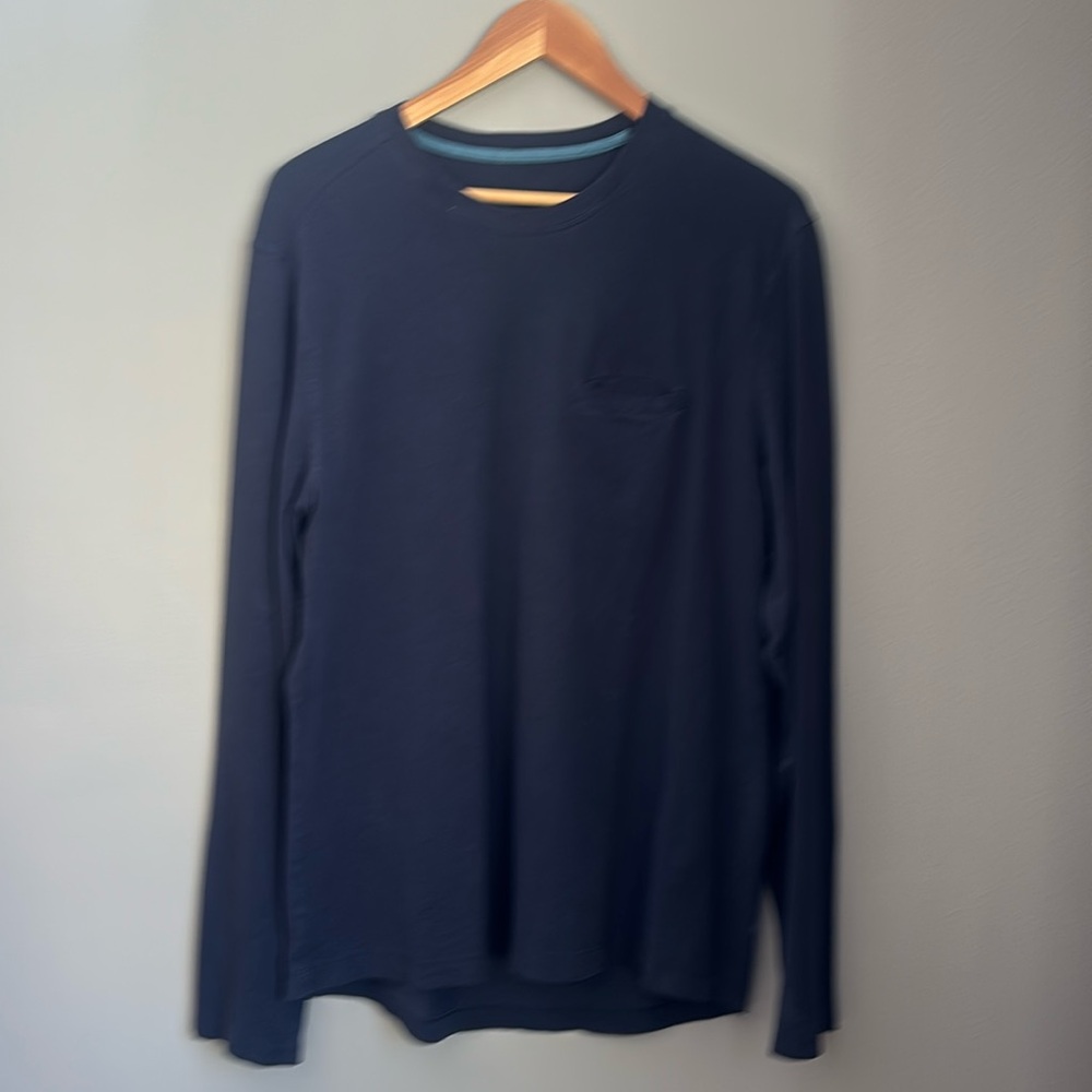 Lululemon Mens Size Large Navy Blue Long Sleeve Pocket Tee